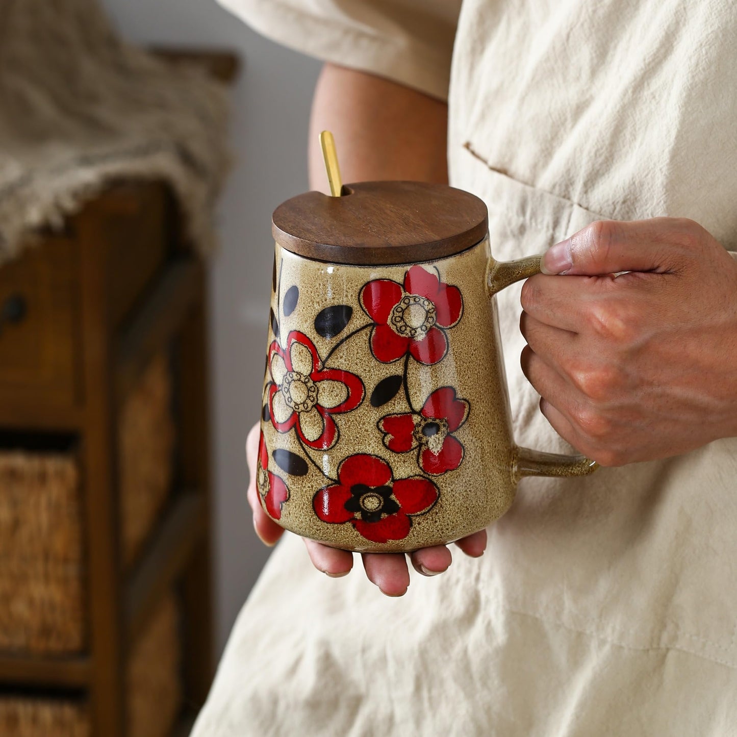 DRNKNSTX 24oz/710ml Large Ceramic Coffee Mug with Handle,Hand Painted Vintage Floral Big Coffee Cup,Tall Tea Cup for Office and Home,Extra Large Ceramic Coffee Mug,Microwave and Dishwasher Safe